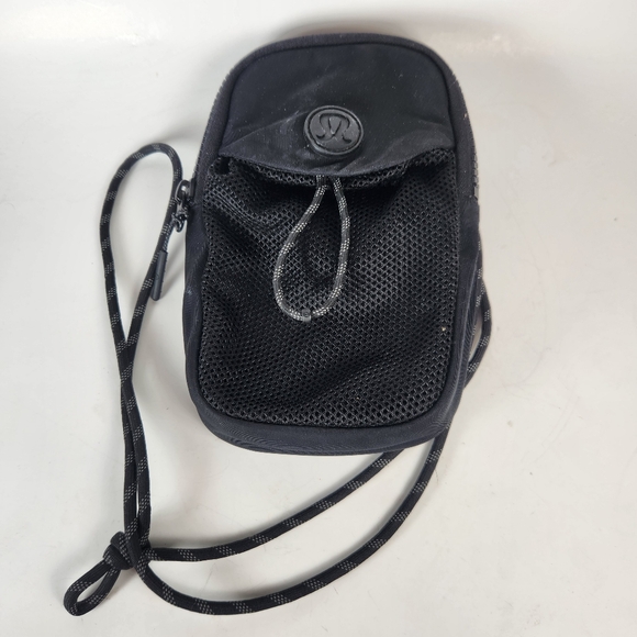 lululemon athletica Handbags - LULULEMON Crossbody Bag Black Small Pocket Logo Travel